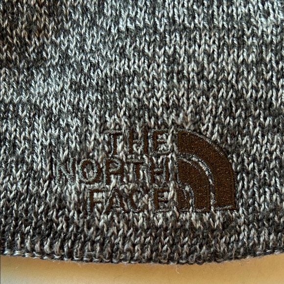 The North Face Black/White Unisex Jim Beanie - Picture 5 of 14